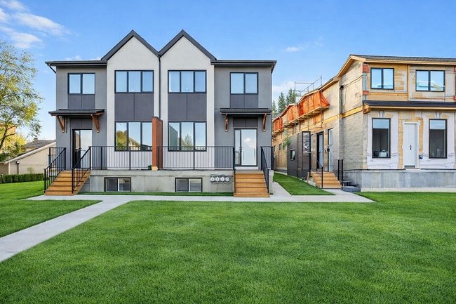 Building Photo - 10320-10147 147 St NW Unit Bsmt 1