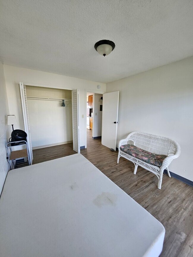 Photo - 1 bedroom apartment available Unit 112