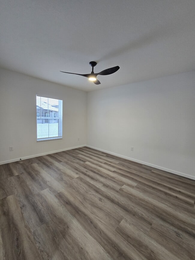 Photo - 2061 Prosperity Way