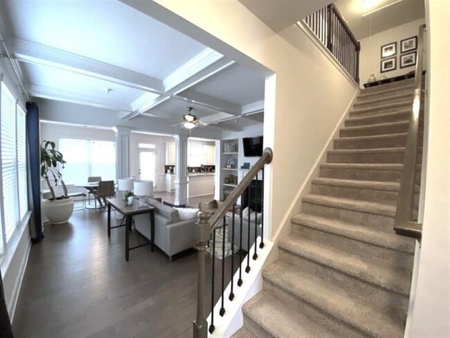 Photo - 1962 Brightleaf Way