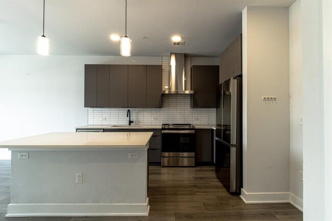 2220 Webberville Rd Unit 202