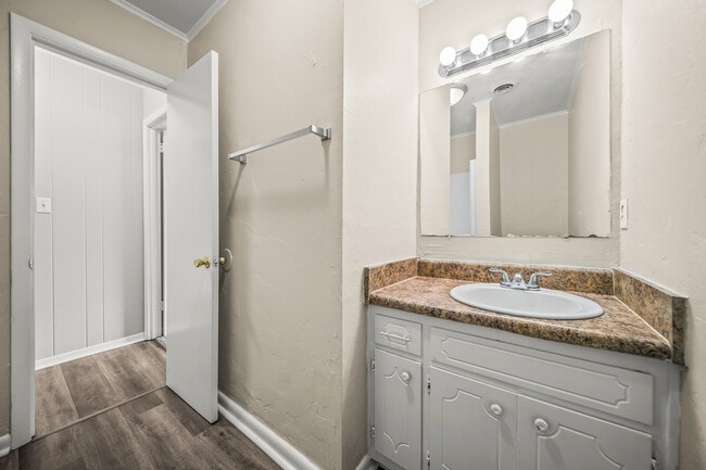 627 Rice Cir Unit 1