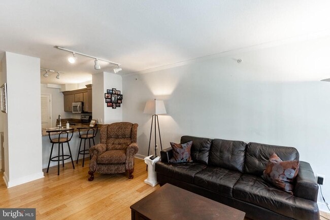 Photo - 616 E St NW Unit 420