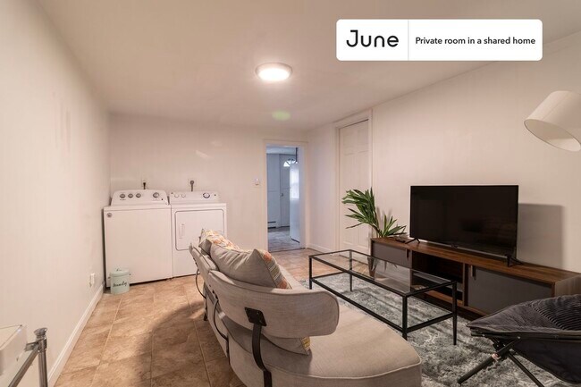 Photo - Room in Shared 5 bed/2 bath home Unit E