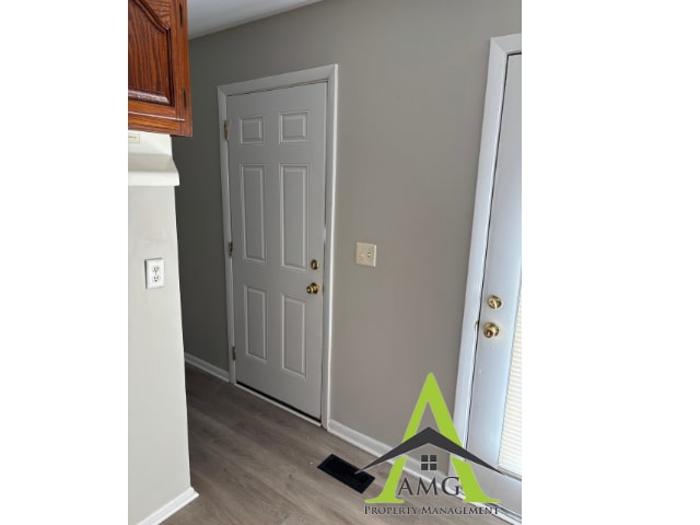 Photo - 8815 Calbert Ct