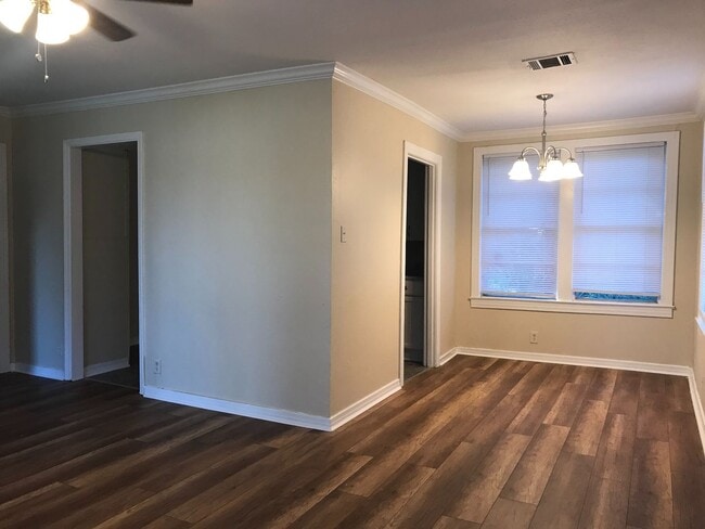 2334 Julia St