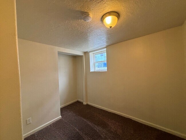 Photo - 821 W Whitman St Unit 821 W Whitman