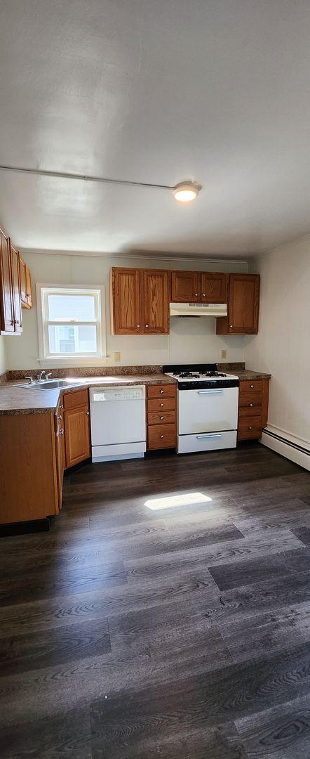 Photo - 542 Oak St Unidad 542-2