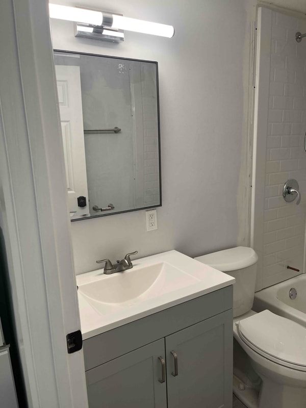 Photo - 2113 Bennett Ave Unit Right