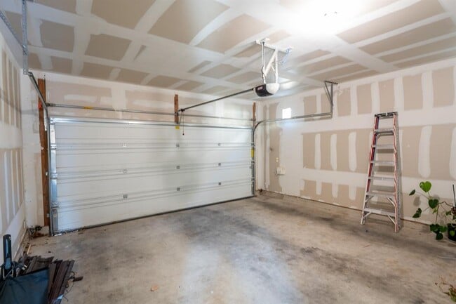 Photo - 10125 Milla Cir