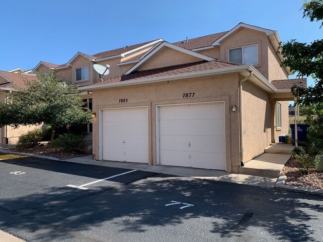 Building Photo - 7877-7895 Antelope Valley Point Unit Antelope Valley Point 7883
