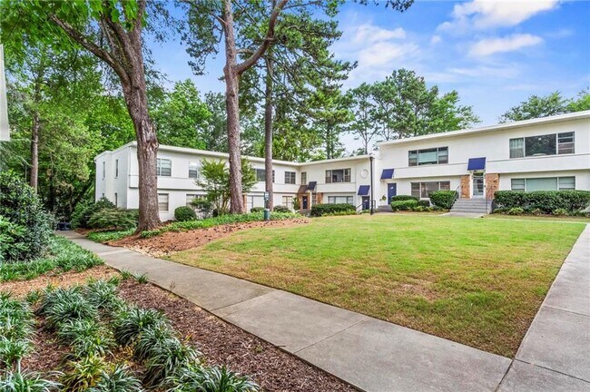 Building Photo - 2250 Cheshire Bridge Rd NE Unit 311