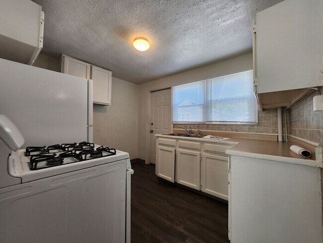 Photo - Charming 2-Bedroom Home in Mesa Junction –...