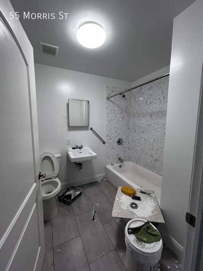 Photo - 55 Morris St