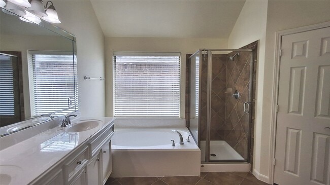 Photo - 10615 Cortland Ridge Ln