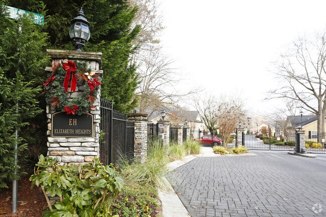 Photo - Elizabeth Heights