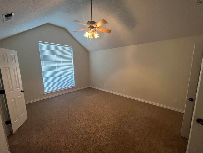 Photo - 4927 Legacy Dr