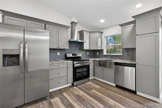 Photo - 618 Spruce St