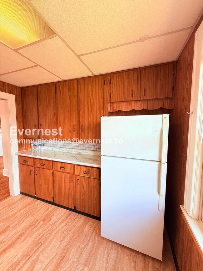 Photo - 3209 W Grand St