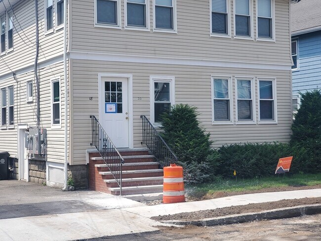 Photo - 18 Kenmore Rd Apartment Unit 2