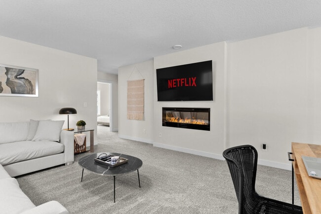 Photo - 47 Midtown Drive SW Unit ID1314547P