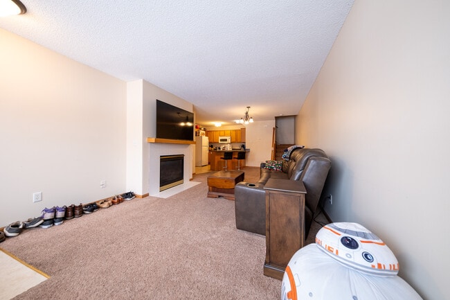 Photo - 17540 Gillette Way