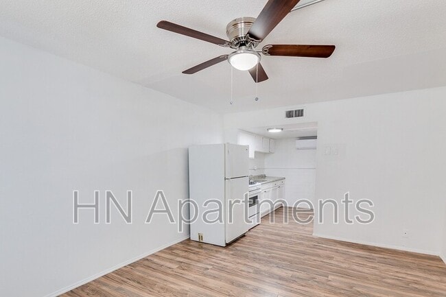 Photo - 3319 N 32nd St