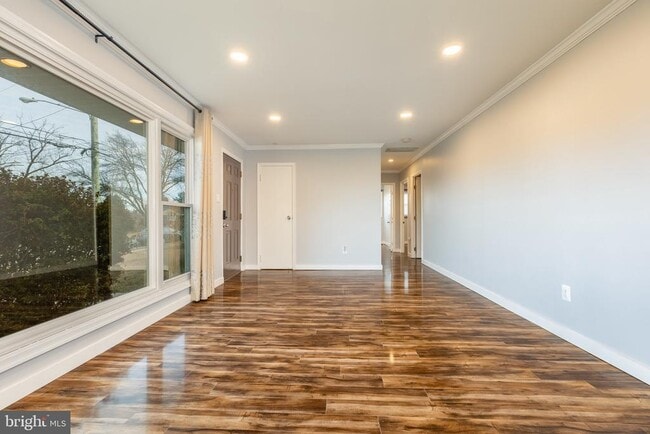 Photo - 1959 Lewis Ave