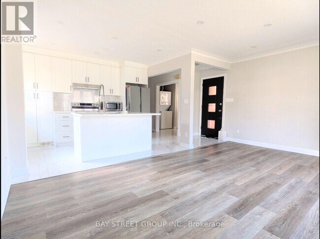 Photo - 8 Storey Crescent