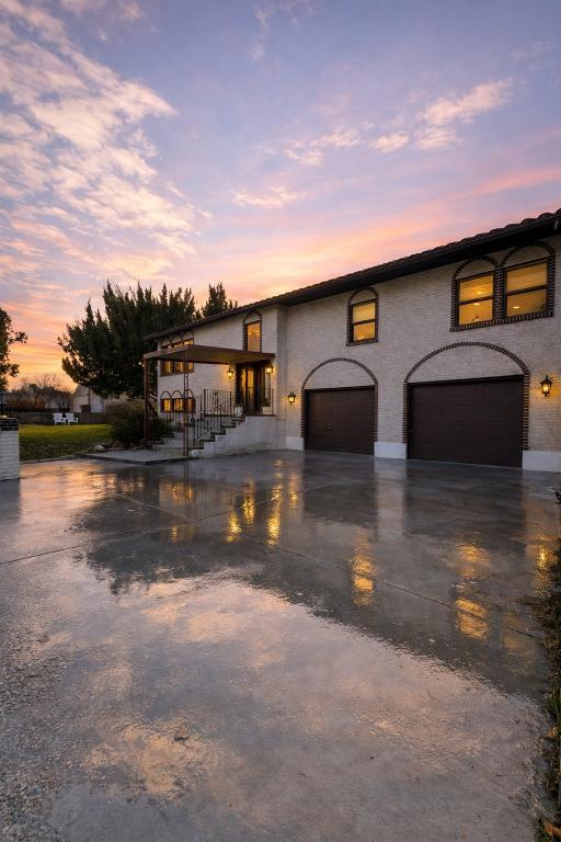 Photo - 2067 Sundown St