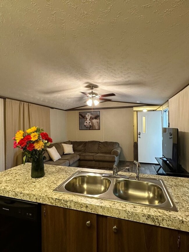Photo - Charming 2BR House in Denton