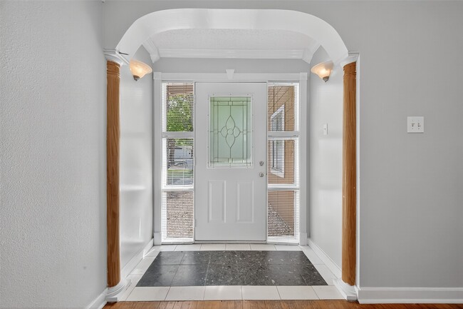 Building Photo - 3928 Childress St