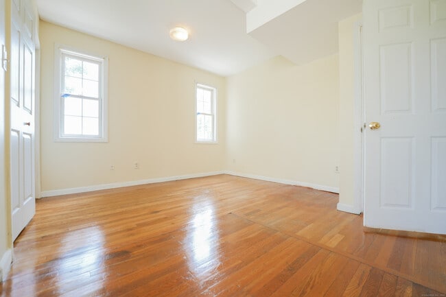 Photo - 24 Burr Ave Unit 1