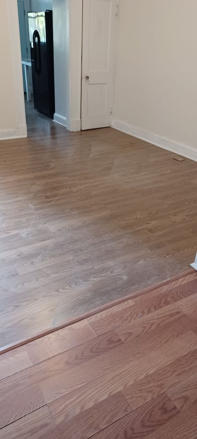 Photo - 1533 Homestead St