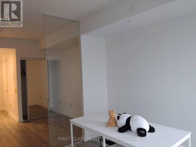 Photo - 77 Shuter St Unité 2509