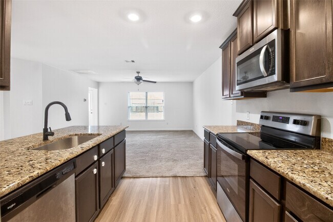 Photo - 15426 Oak Bnd Spgs Dr