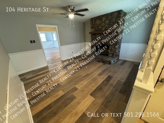 Photo - 104 Heritage St