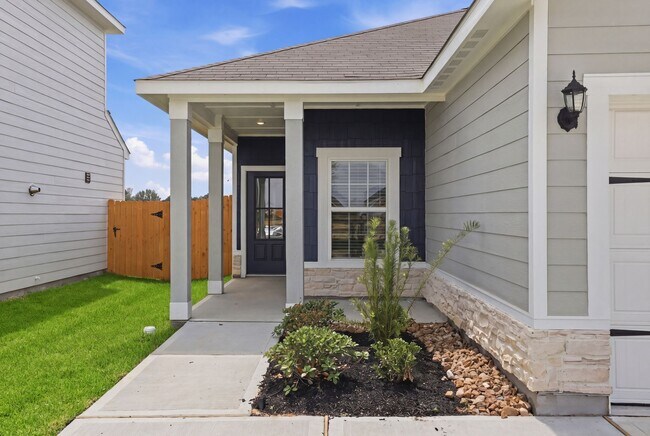 Photo - 23110 Glory Orchid Dr