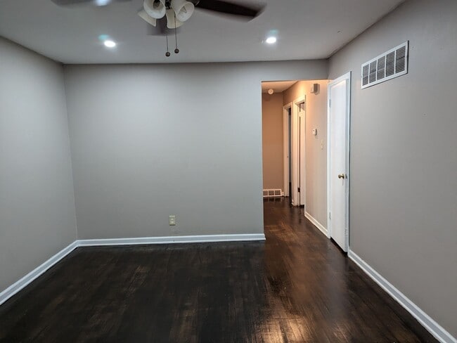 Photo - 4300 Laurel Ave