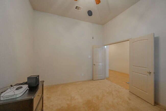 Photo - Charming home in Pearland!