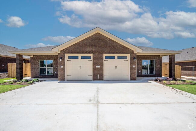 Building Photo - 5904 Cactus Flower Ln Rental