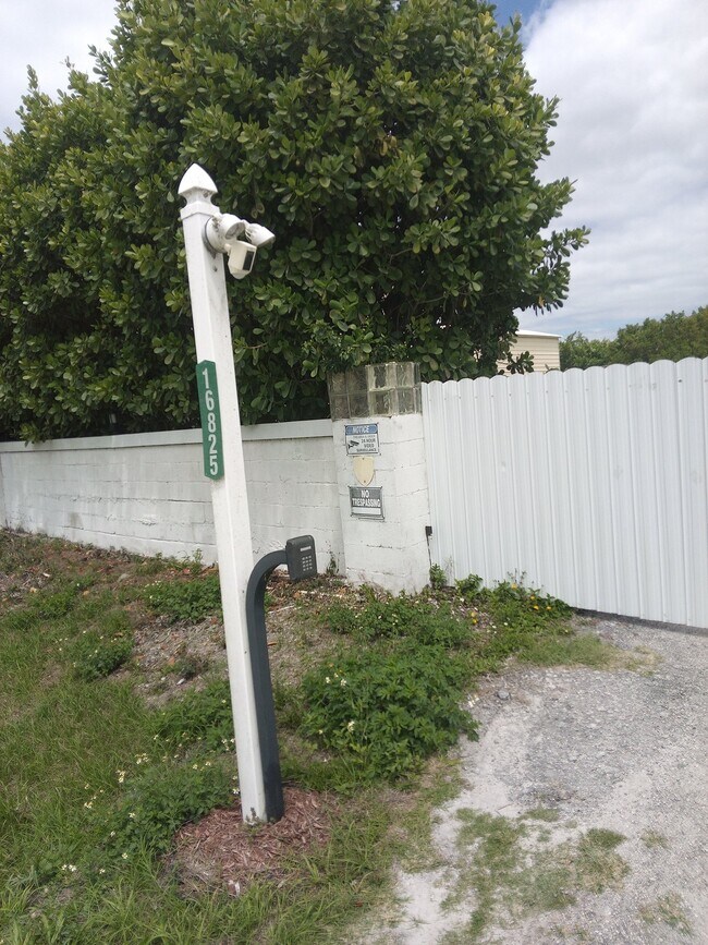 Photo - 16825 89th Pl N Unit 1
