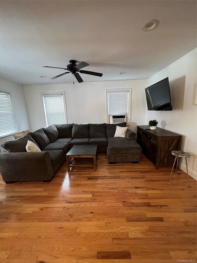 47 Brookline Ave Unit Main