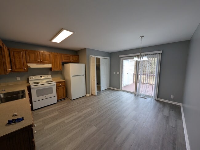 Photo - 109 Dickerson Ct