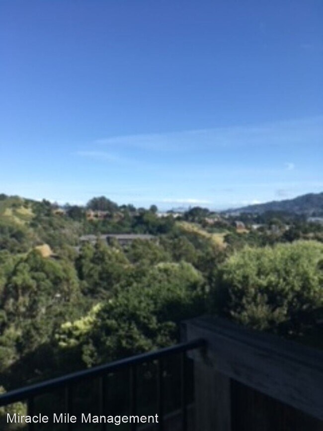 Photo - 1 br, 1 bath House - 560 Seaver Drive