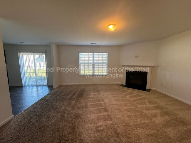 Photo - 1907 Northrop Dr