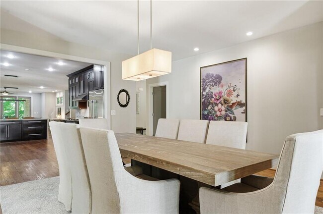 Photo - 4373 Wieuca Rd NE