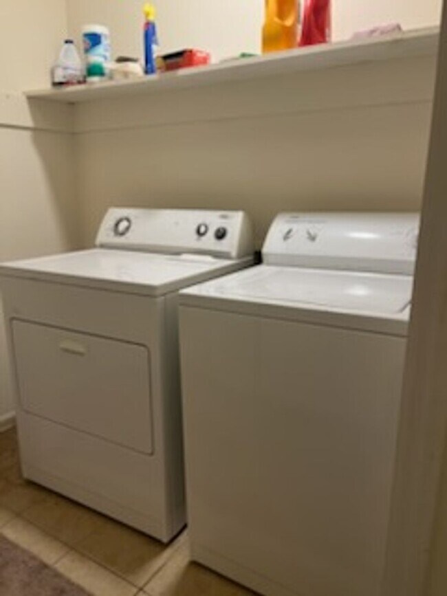 Photo - 209 John M Long Dr