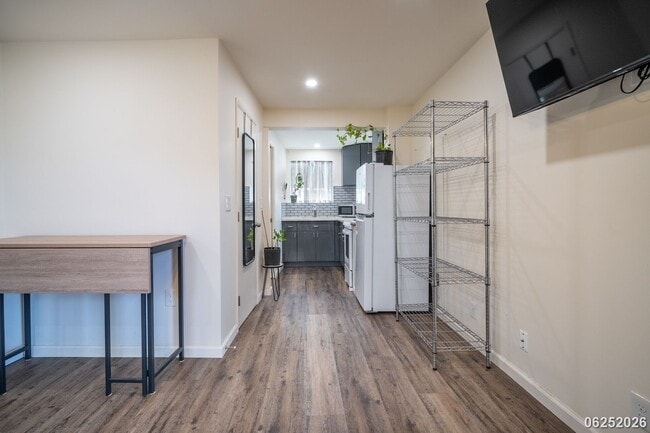 Photo - 99-1056 Manako Pl. #B