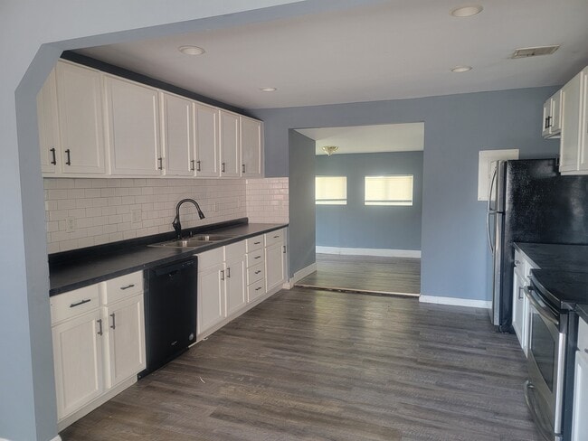 Photo - 3824 Brentwood Ct